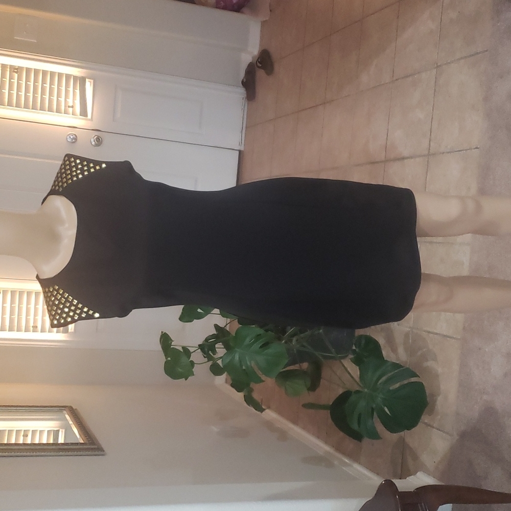 Touch me m metal hardware shoulder scuba dress